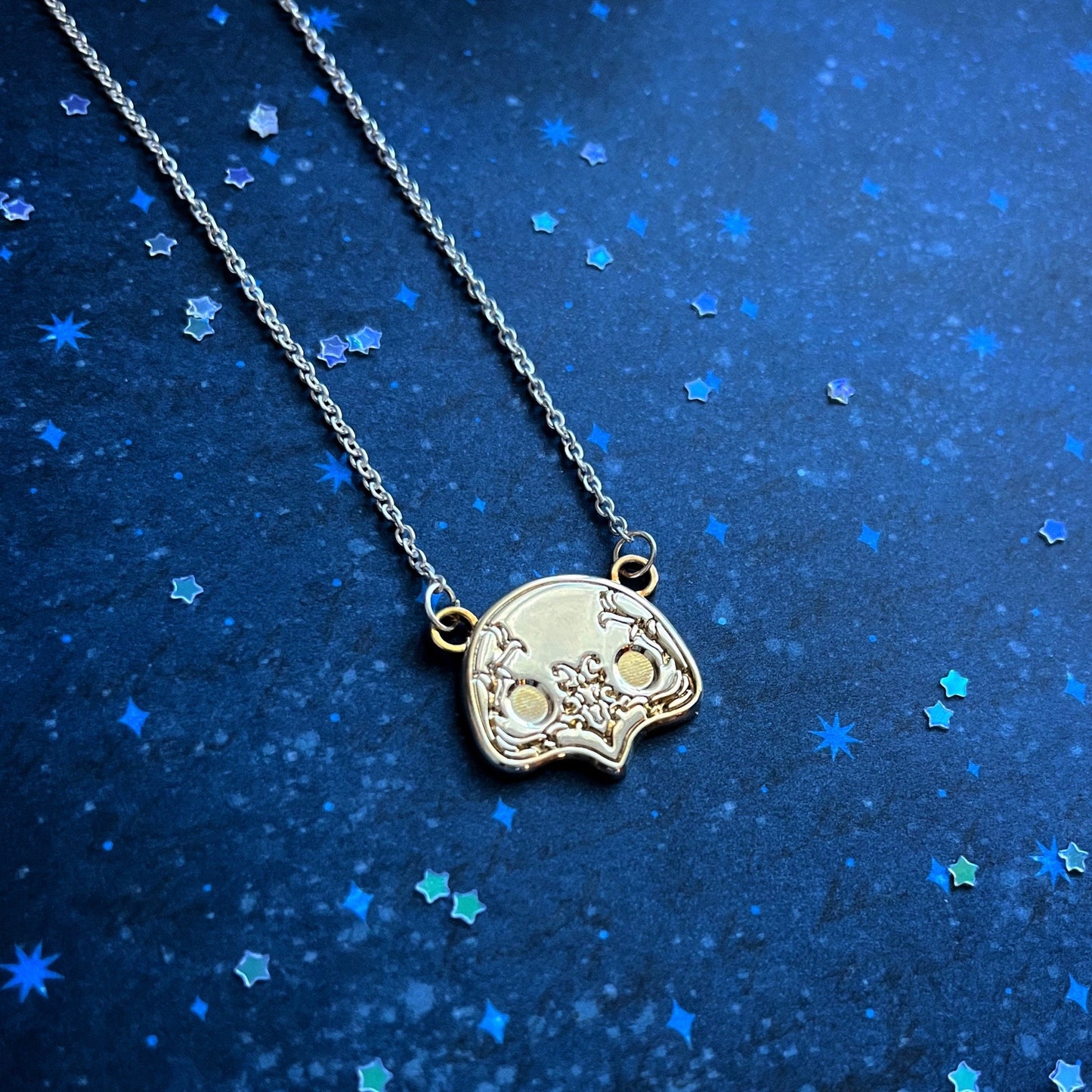 FFXIV Amaurotine Mask Necklace
