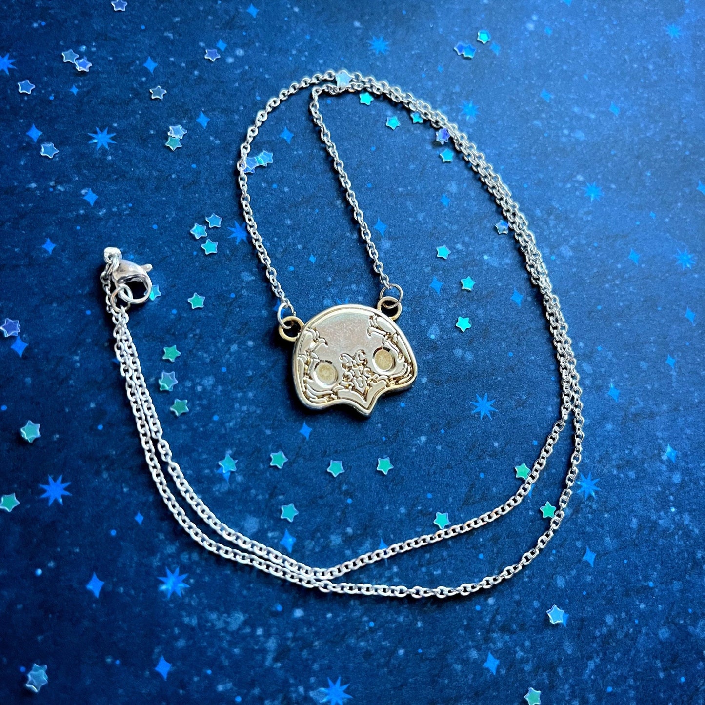 FFXIV Amaurotine Mask Necklace